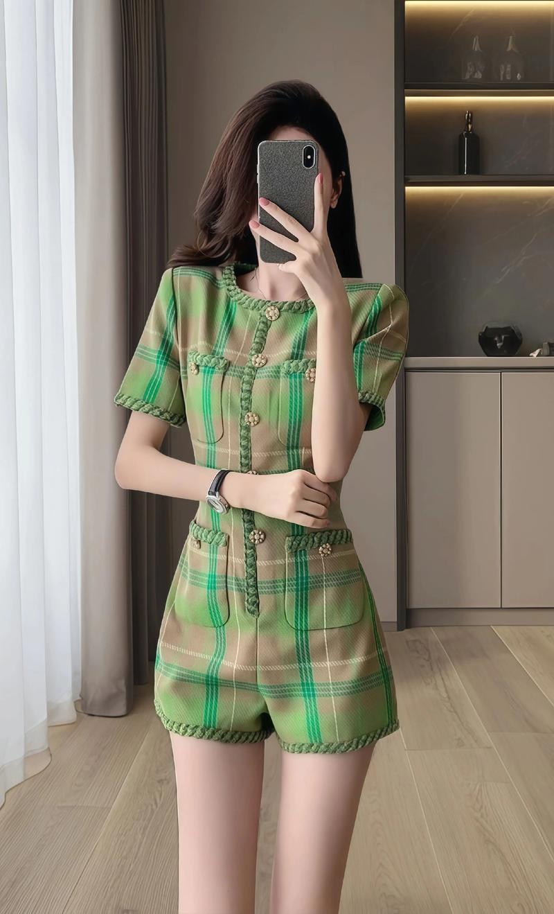 时尚指南：如何在广州选购满意的女装批发